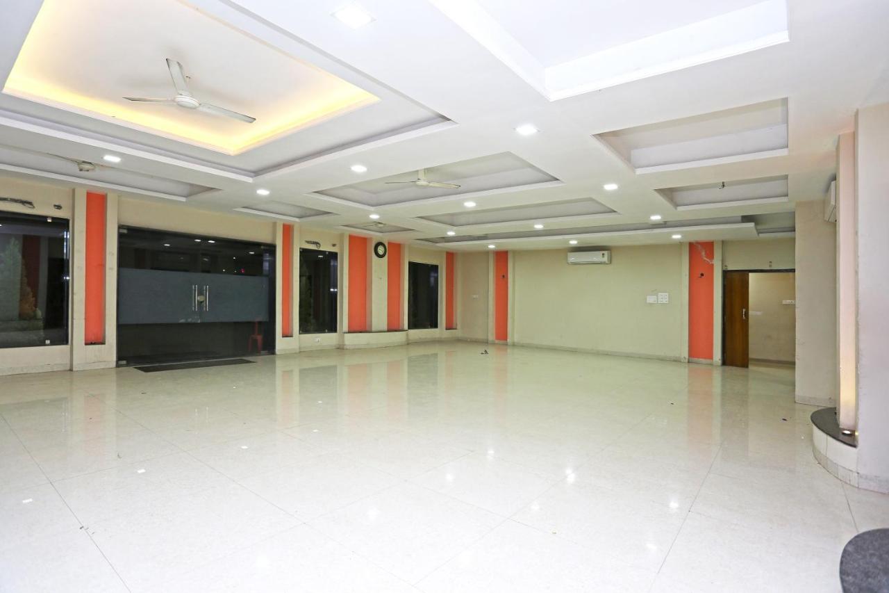 Oyo 14354 Amar Marriage Palace Hotel Dharmpura Eksteriør billede