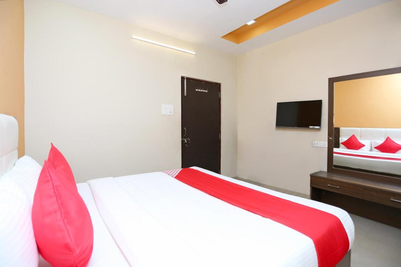 Oyo 14354 Amar Marriage Palace Hotel Dharmpura Eksteriør billede